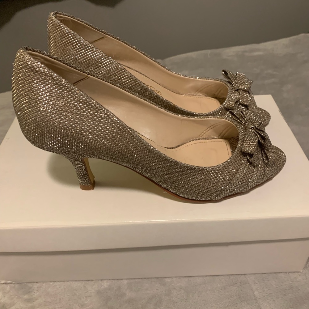 Caparros champagne sparkle shoe